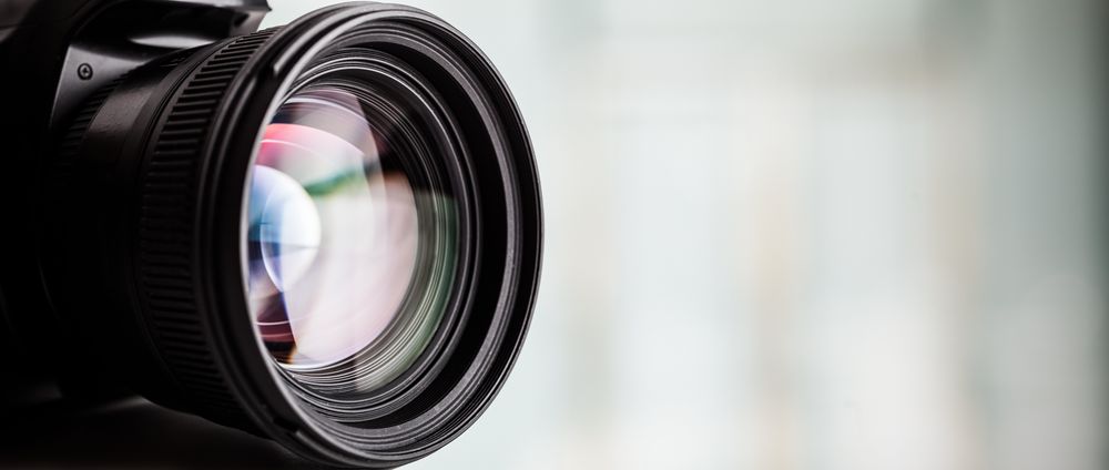 Precision optical lens assembly
